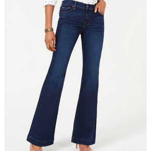 7 For All Mankind Jeans - NWT 7 For All Mankind Dojo Flare Jeans 25 7 For All Mankind Jeans - NWT 7 For All Mankind Dojo Flare Jeans 25